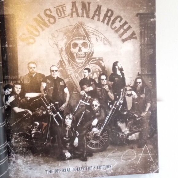 Sons of Anarchy Hardcover Book - Picture 6 of 7